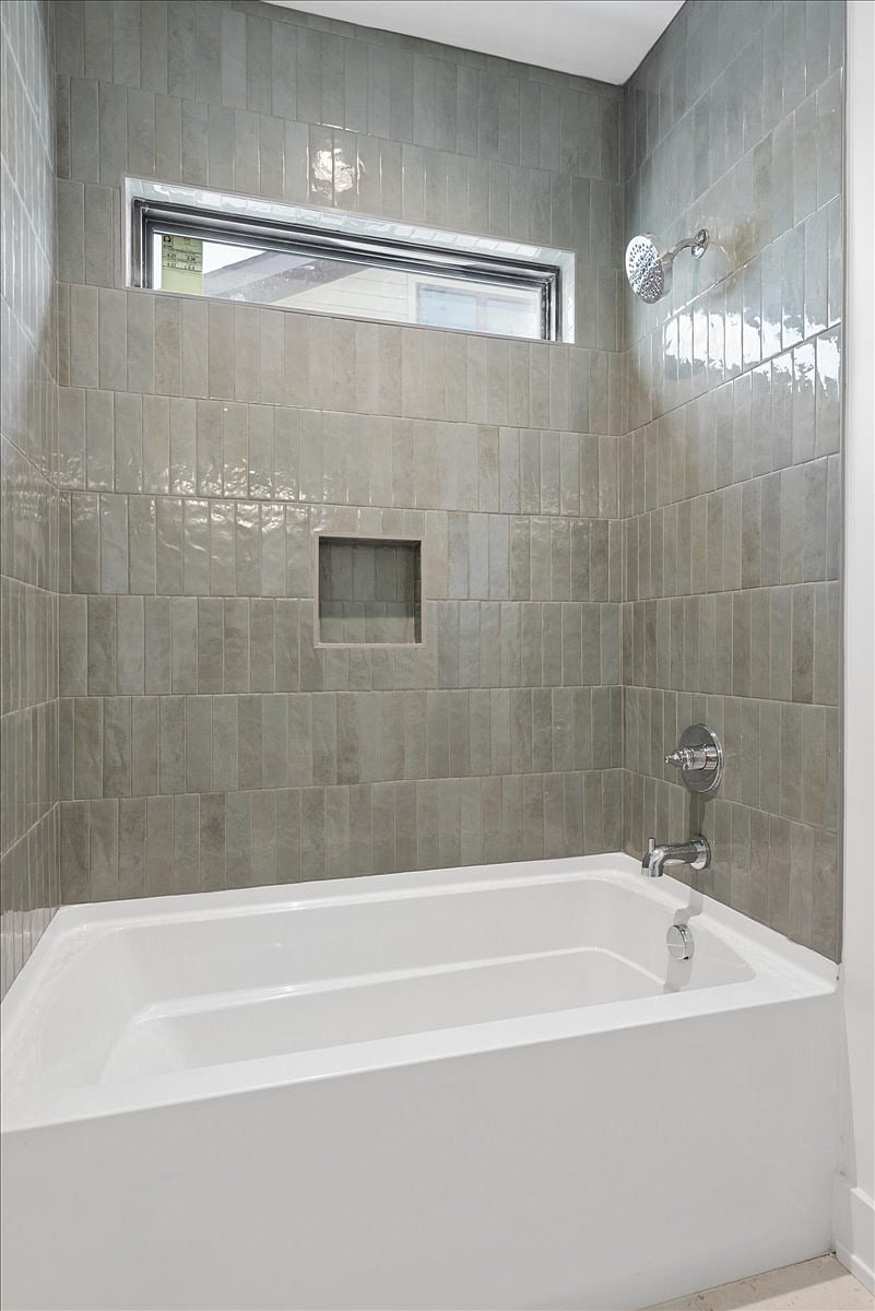 Furnished Finder property 1050901_1 photo 38