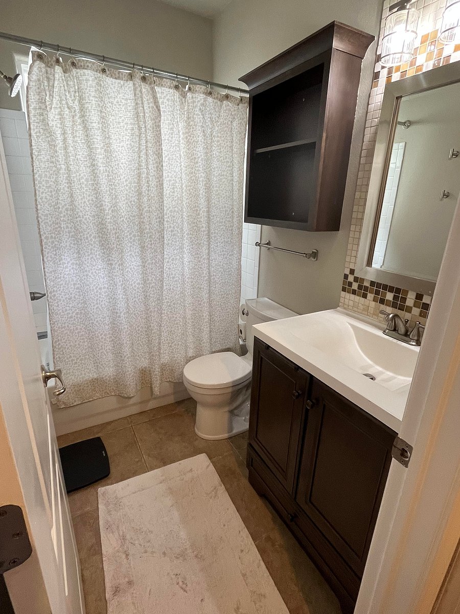 Furnished Finder property 1050904_1 photo 12