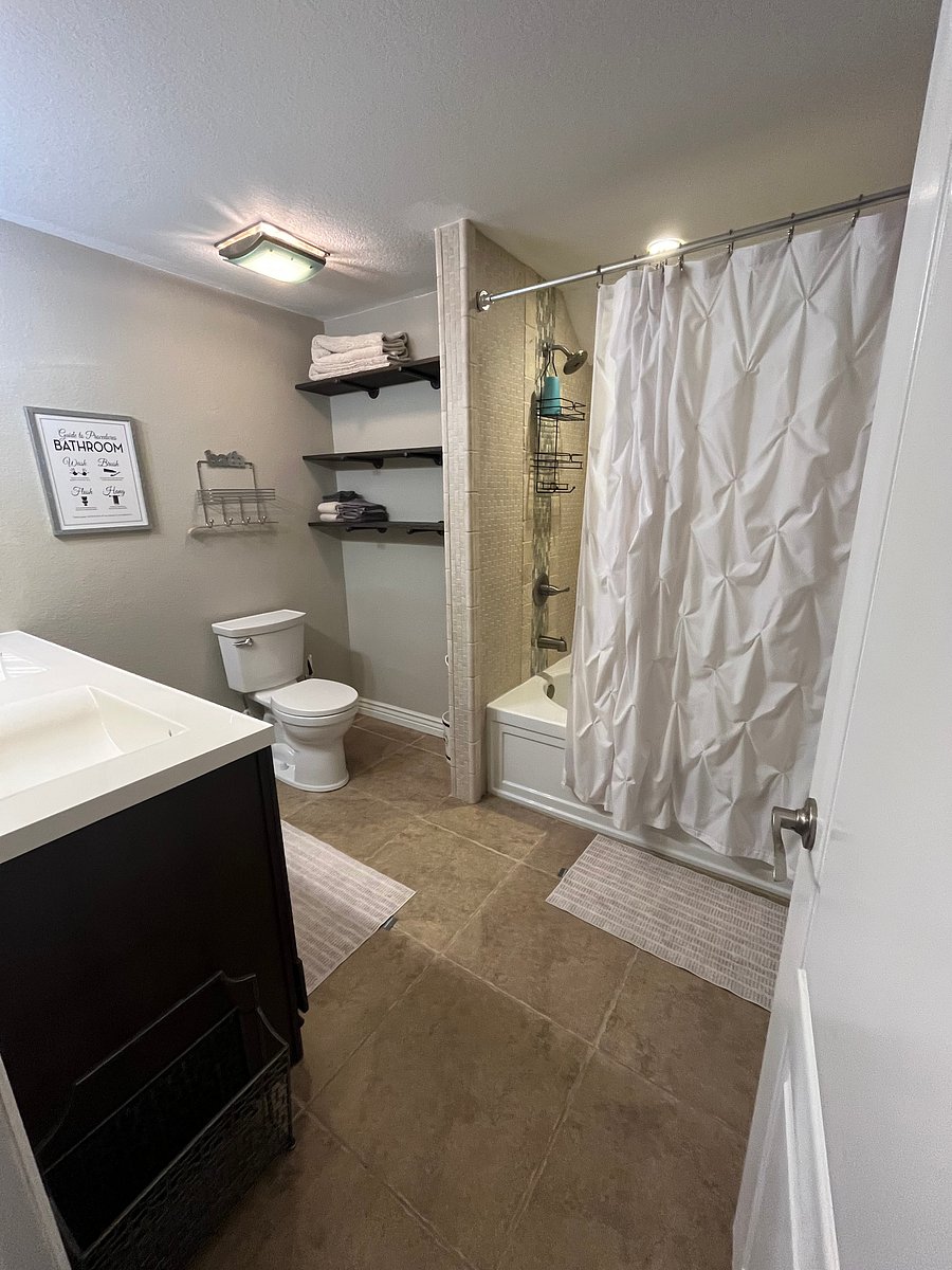 Furnished Finder property 1050904_1 photo 14