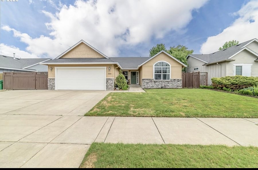 Furnished Finder property 1050927_1 photo 11