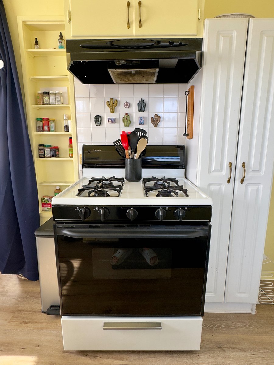 Furnished Finder property 1050933_1 photo 15