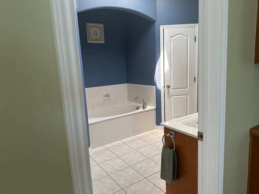 Furnished Finder property 1050997_1 photo 12