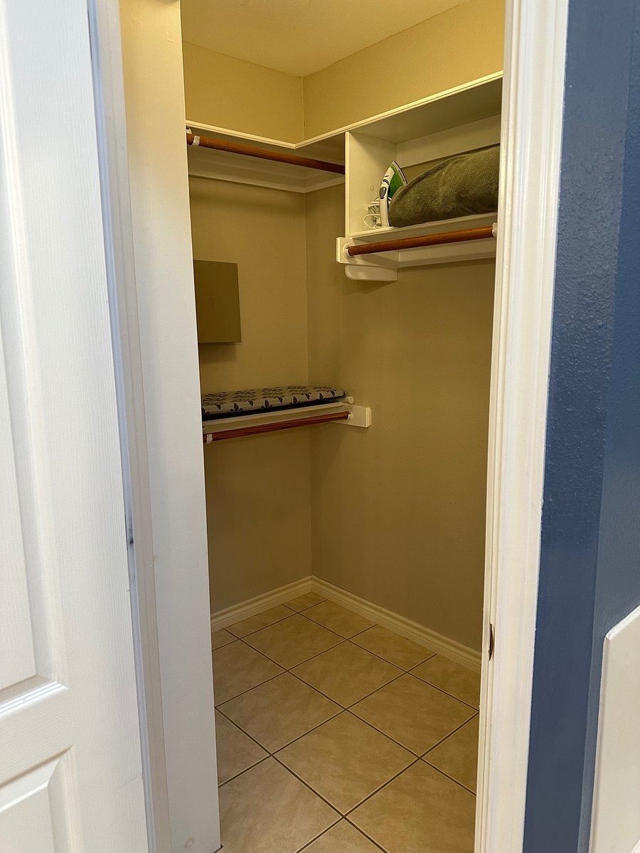 Furnished Finder property 1050997_1 photo 53