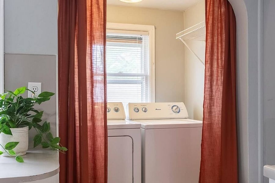 Furnished Finder property 1051012_1 photo 24