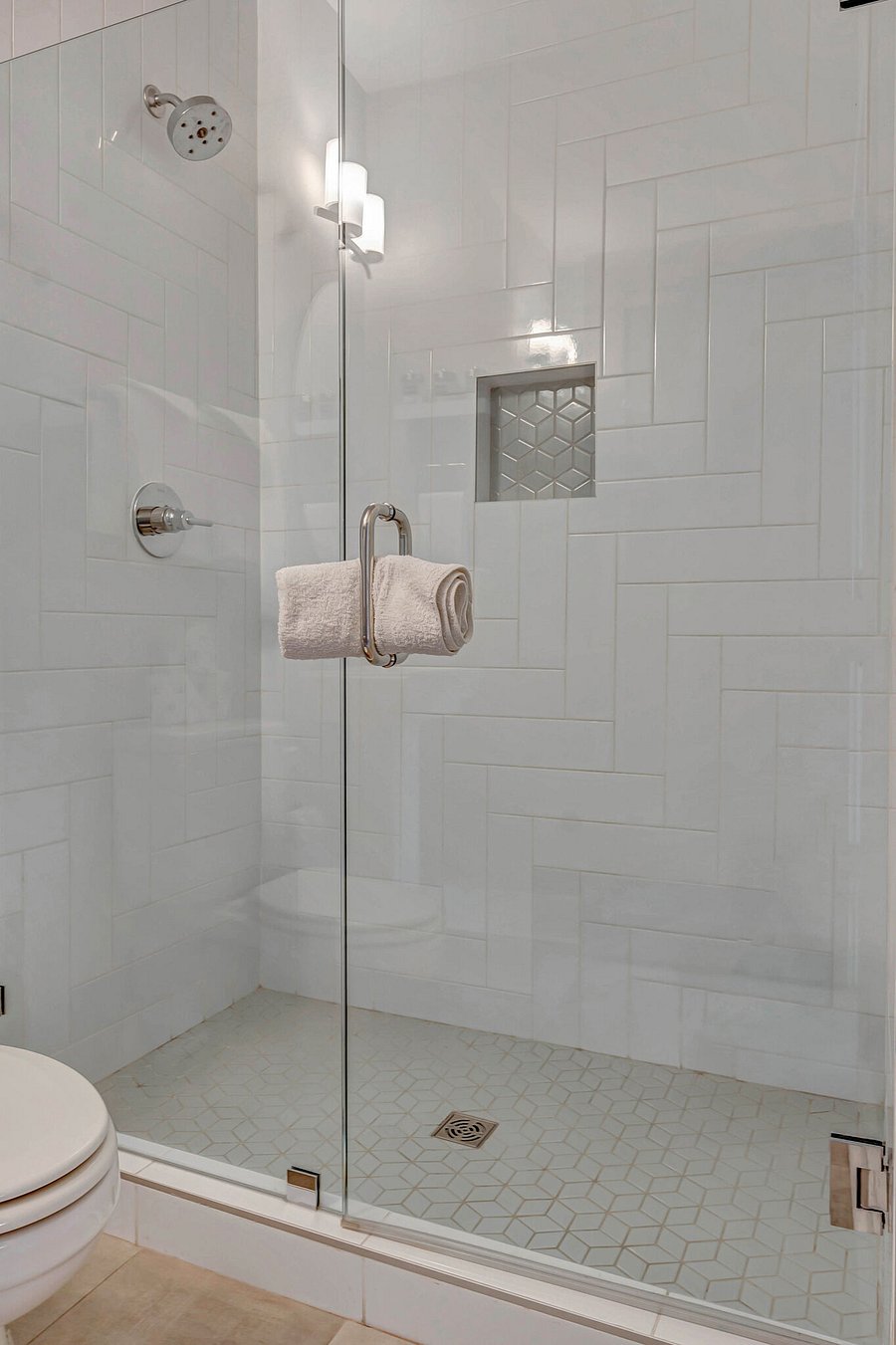 Furnished Finder property 1051024_1 photo 16