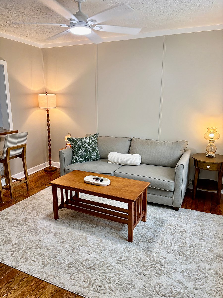 Furnished Finder property 1051025_1 photo 3
