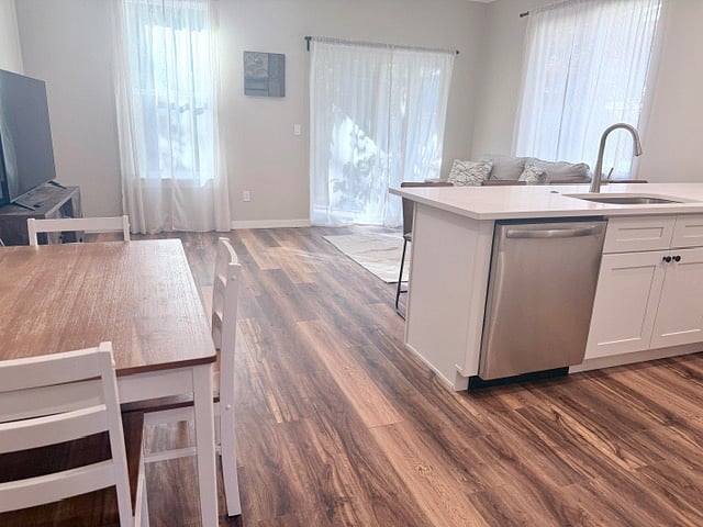 Furnished Finder property 1051036_1 photo 4
