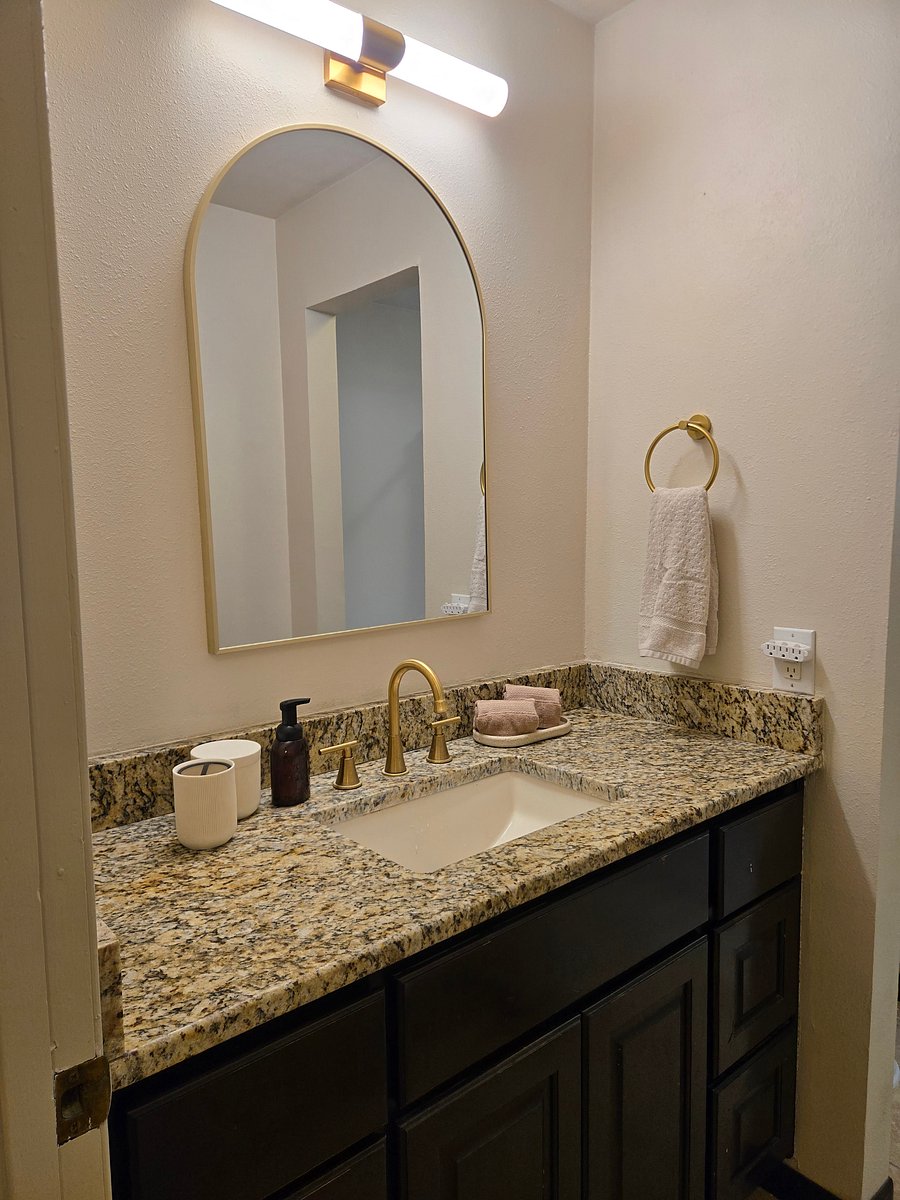 Furnished Finder property 1051041_1 photo 18