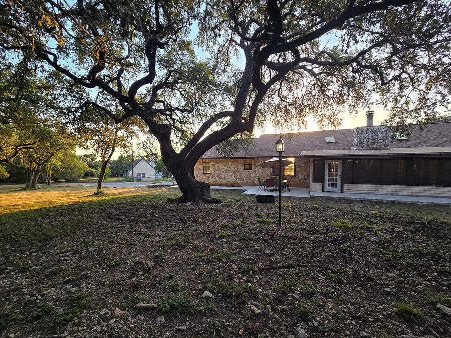 Furnished Finder property 1051041_1 photo 25
