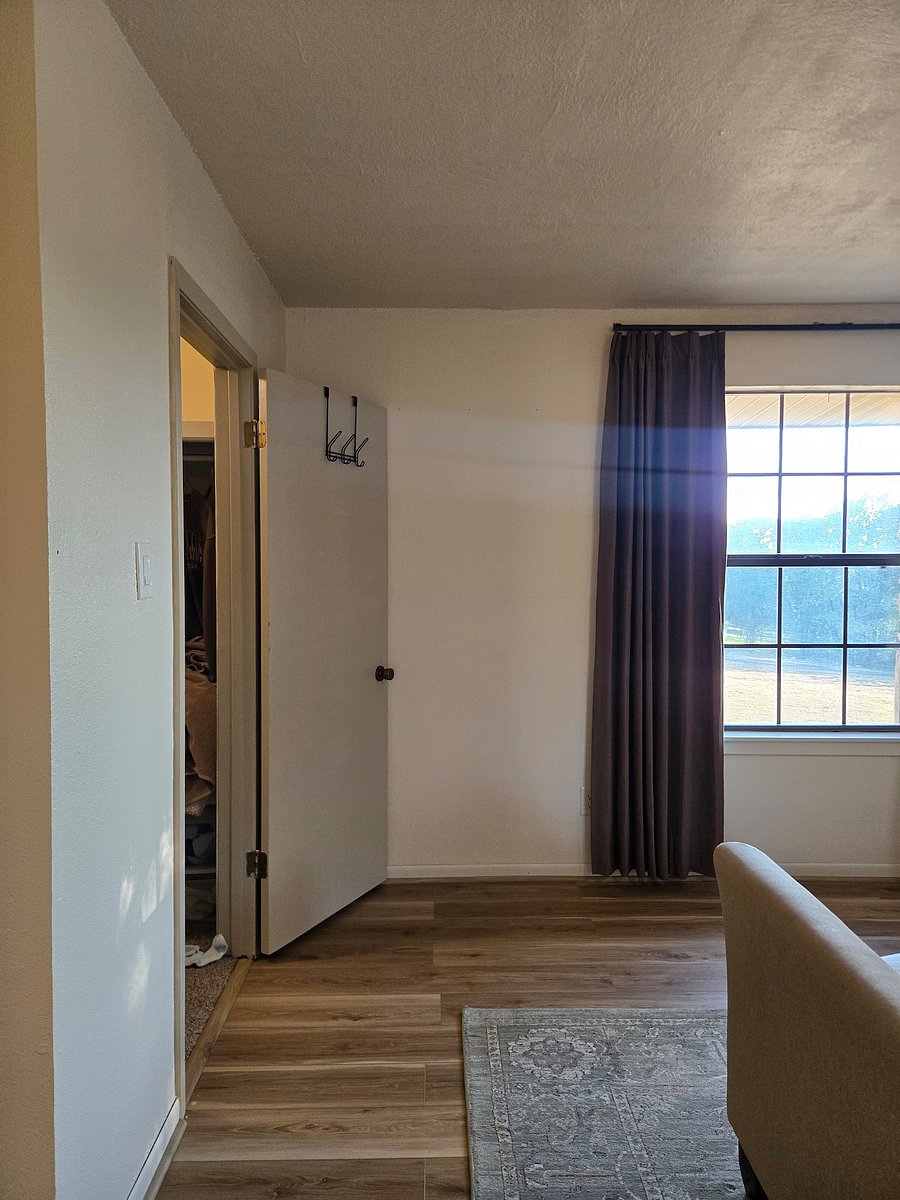 Furnished Finder property 1051041_1 photo 39