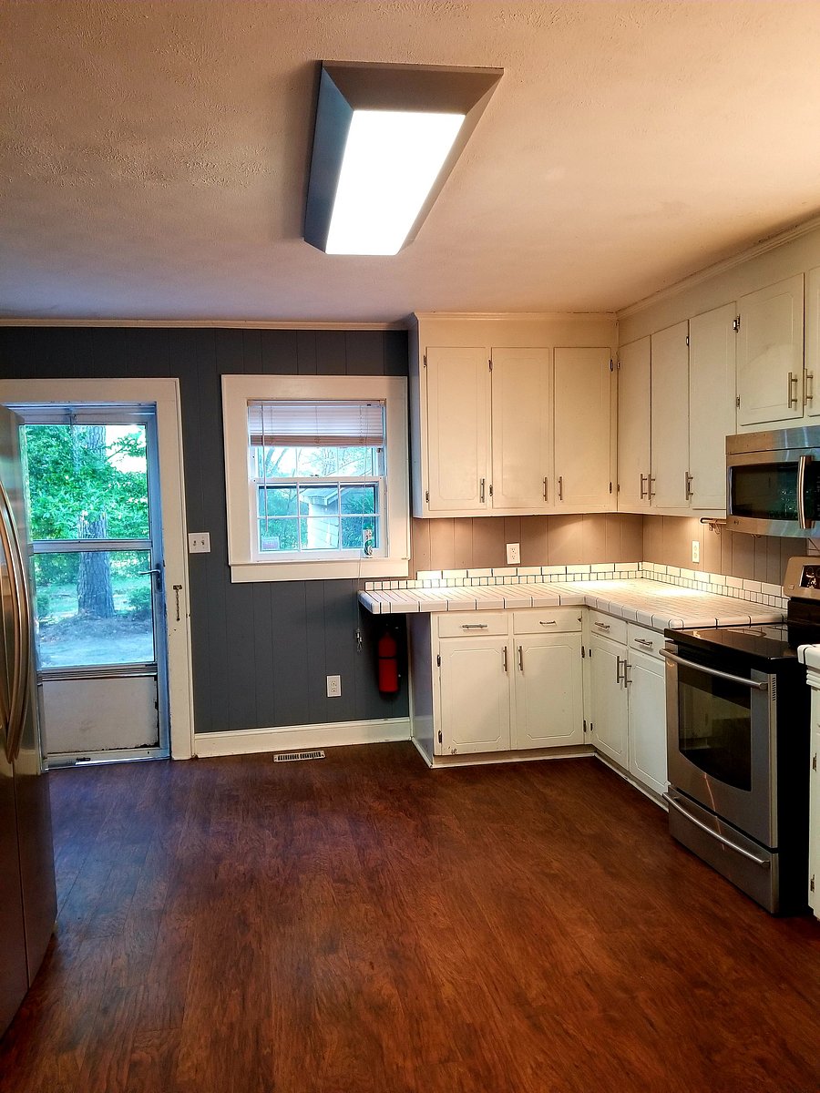 Furnished Finder property 1051068_1 photo 11