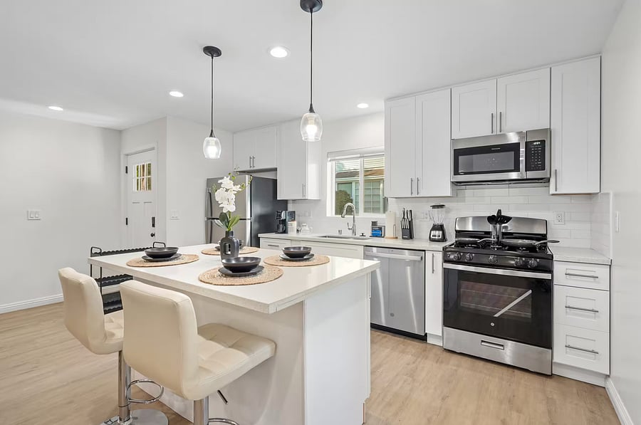 Furnished Finder property 1051073_1 photo 29
