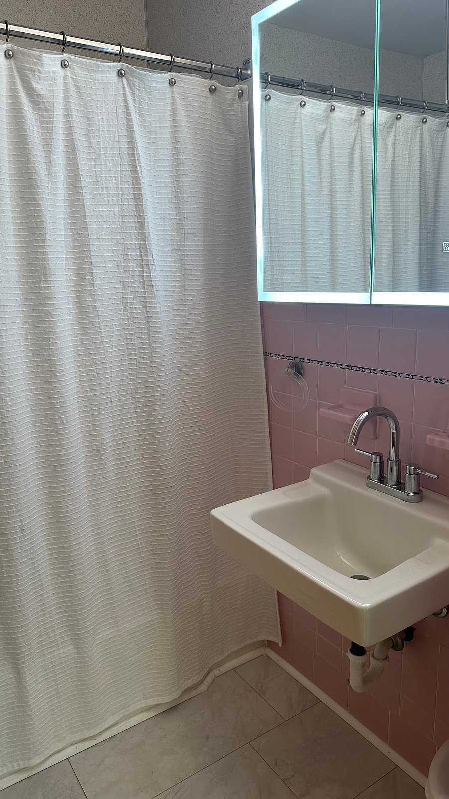 Furnished Finder property 1051097_1 photo 17