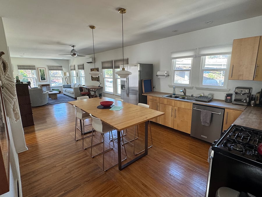 Furnished Finder property 1051106_1 photo 4