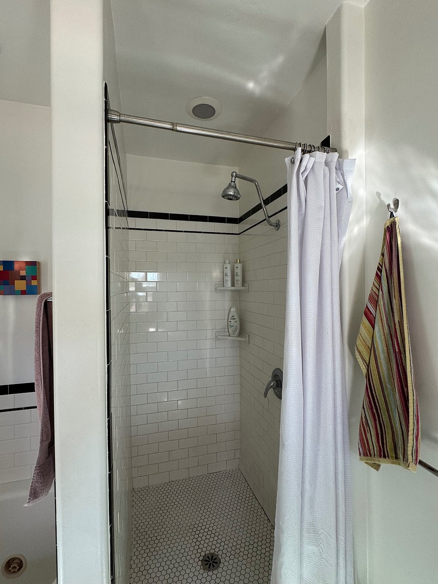 Furnished Finder property 1051106_1 photo 14
