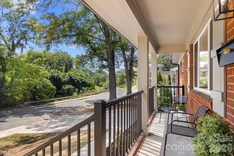 Furnished Finder property 1051126_1 photo 2