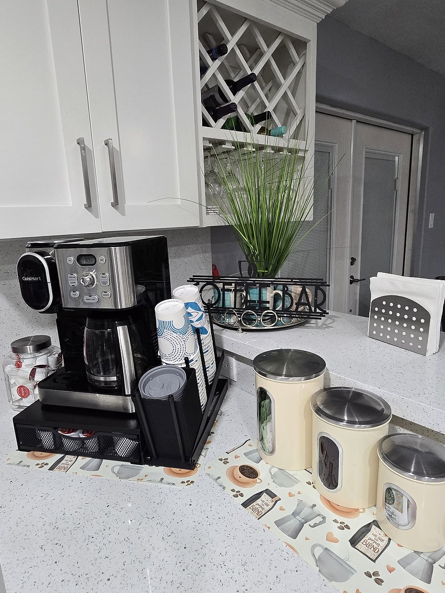 Furnished Finder property 1051152_1 photo 4