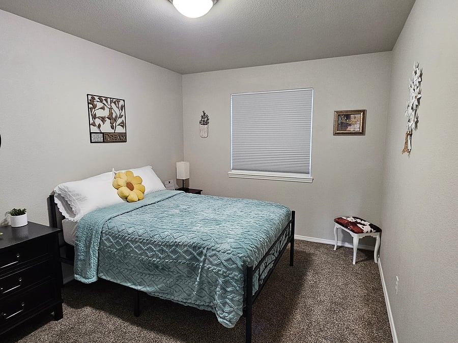 Furnished Finder property 1051155_1 photo 7
