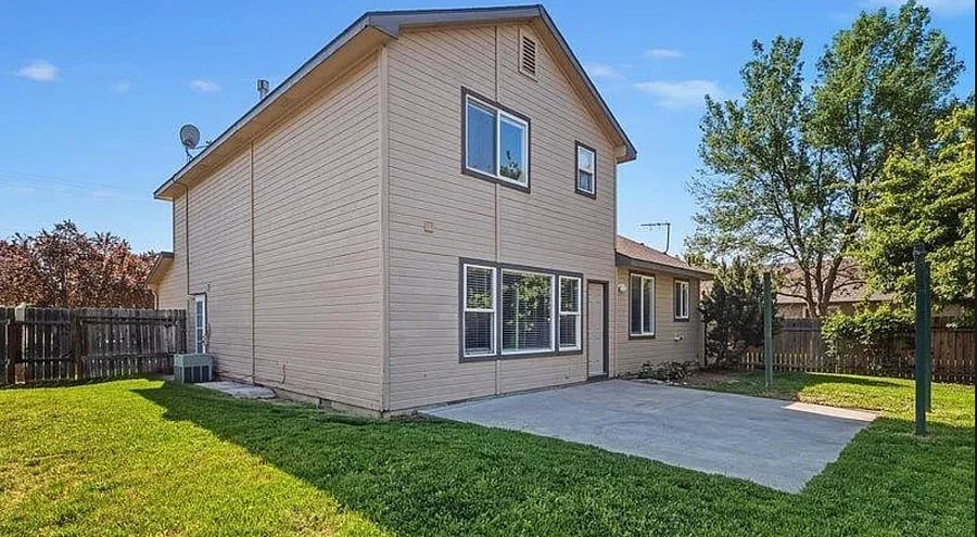 Furnished Finder property 1051155_1 photo 30