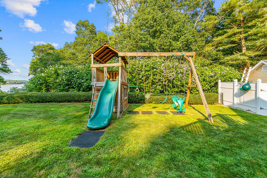 Furnished Finder property 1051158_1 photo 12