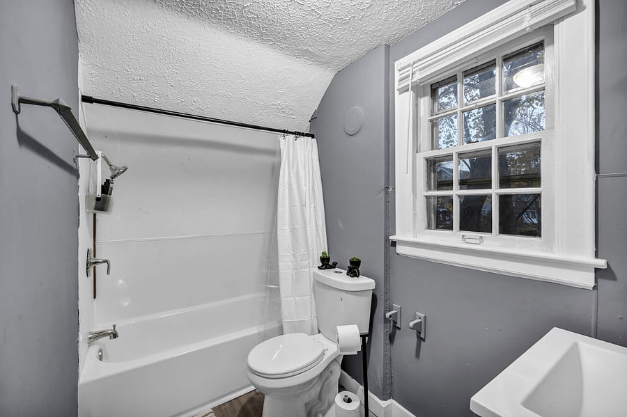 Furnished Finder property 1051166_1 photo 9