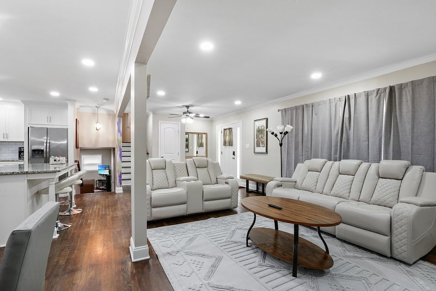 Furnished Finder property 1051177_1 photo 2