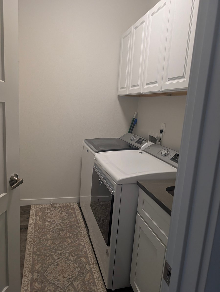 Furnished Finder property 1051178_1 photo 10