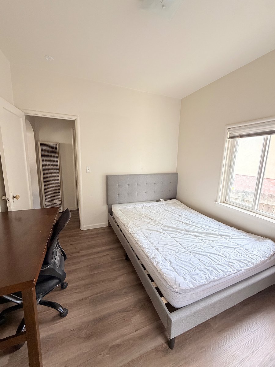 Furnished Finder property 1051194_1 photo 10
