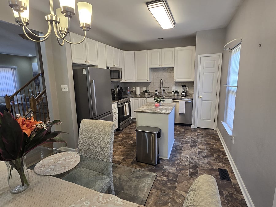Furnished Finder property 1051197_1 photo 12
