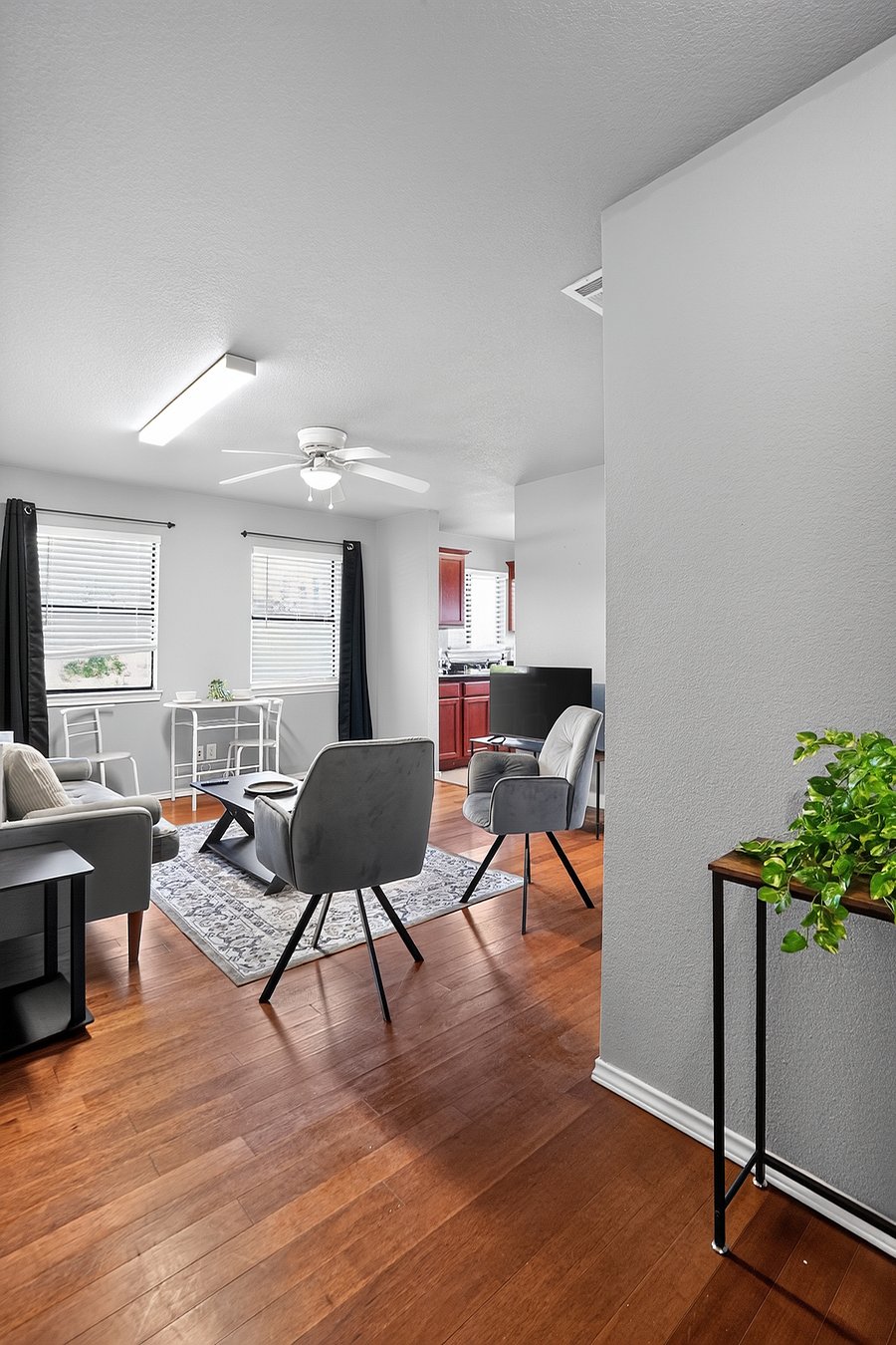 Furnished Finder property 1051214_1 photo 1