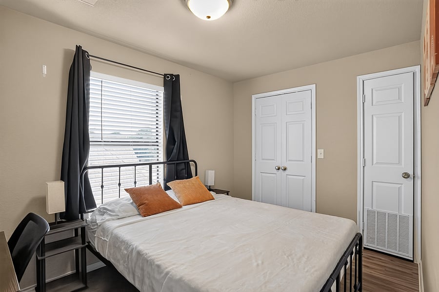 Furnished Finder property 1051214_1 photo 12