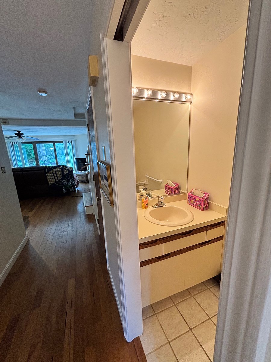 Furnished Finder property 1051239_1 photo 9