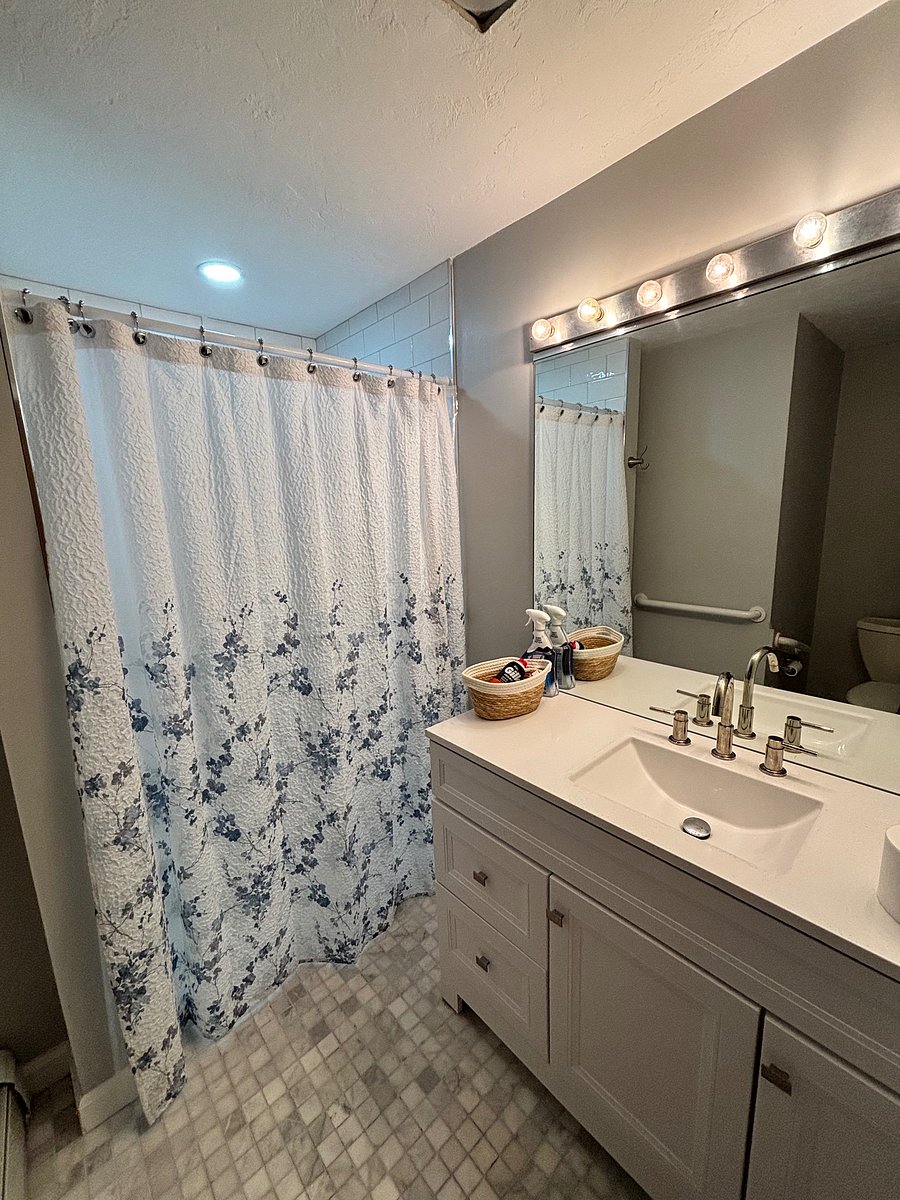 Furnished Finder property 1051239_1 photo 15