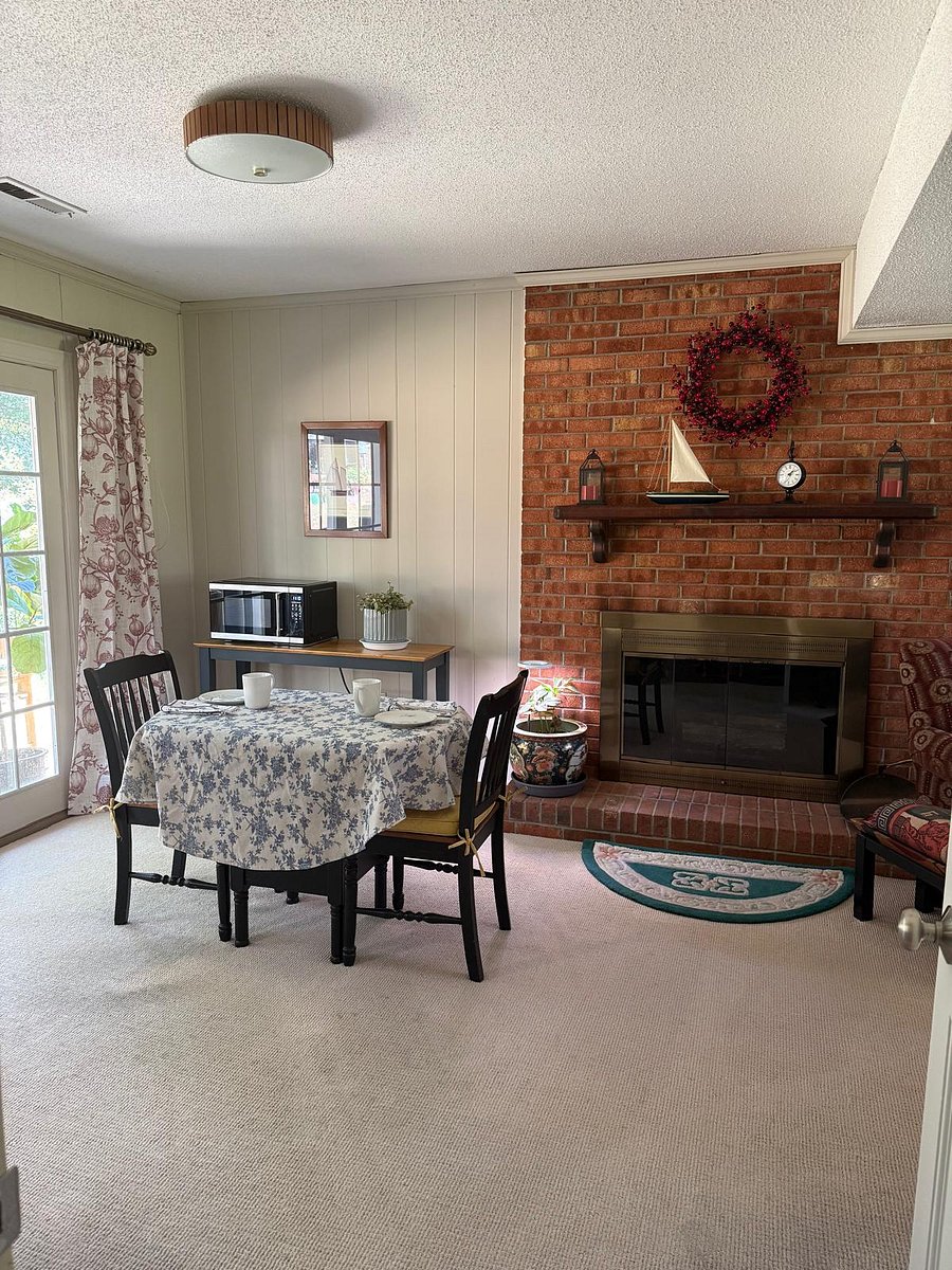 Furnished Finder property 1051241_1 photo 4