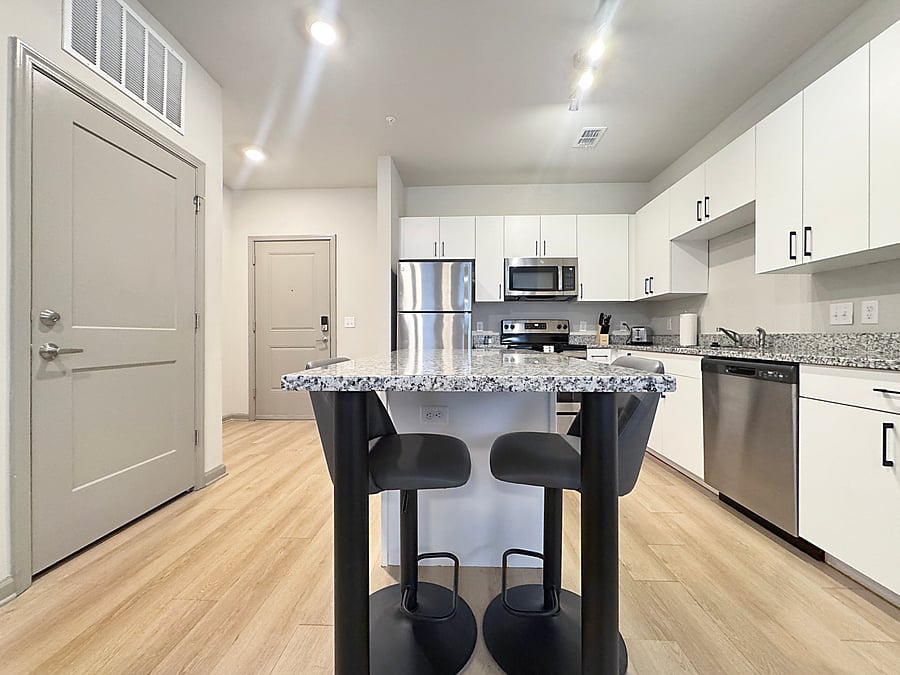 Furnished Finder property 1051253_1 photo 15
