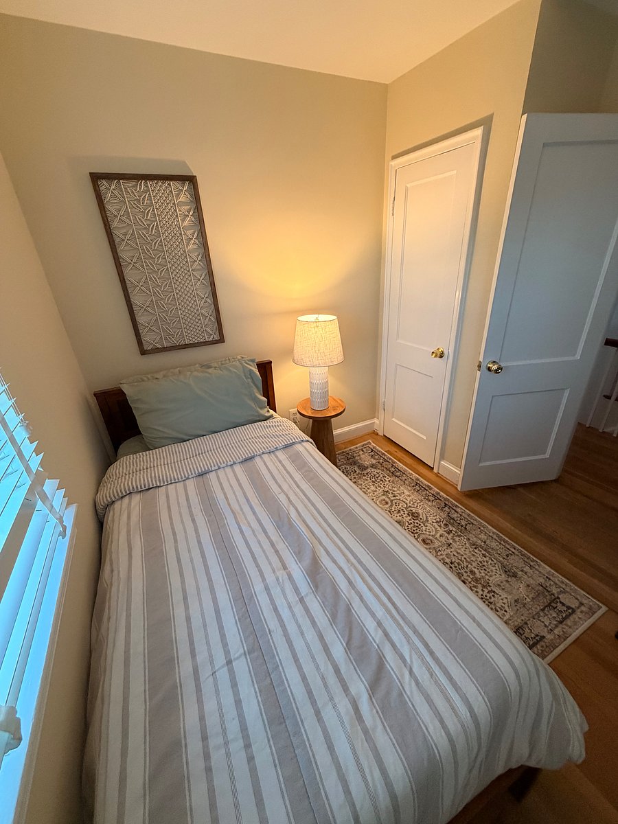 Furnished Finder property 1051268_1 photo 12