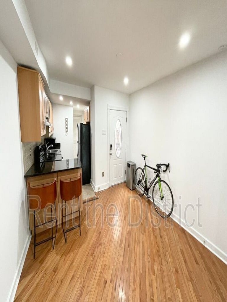Furnished Finder property 1051272_1 photo 5