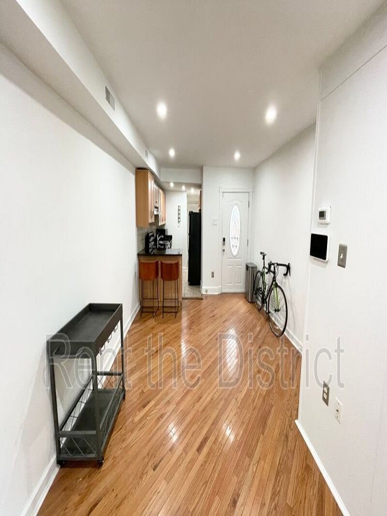Furnished Finder property 1051272_1 photo 4