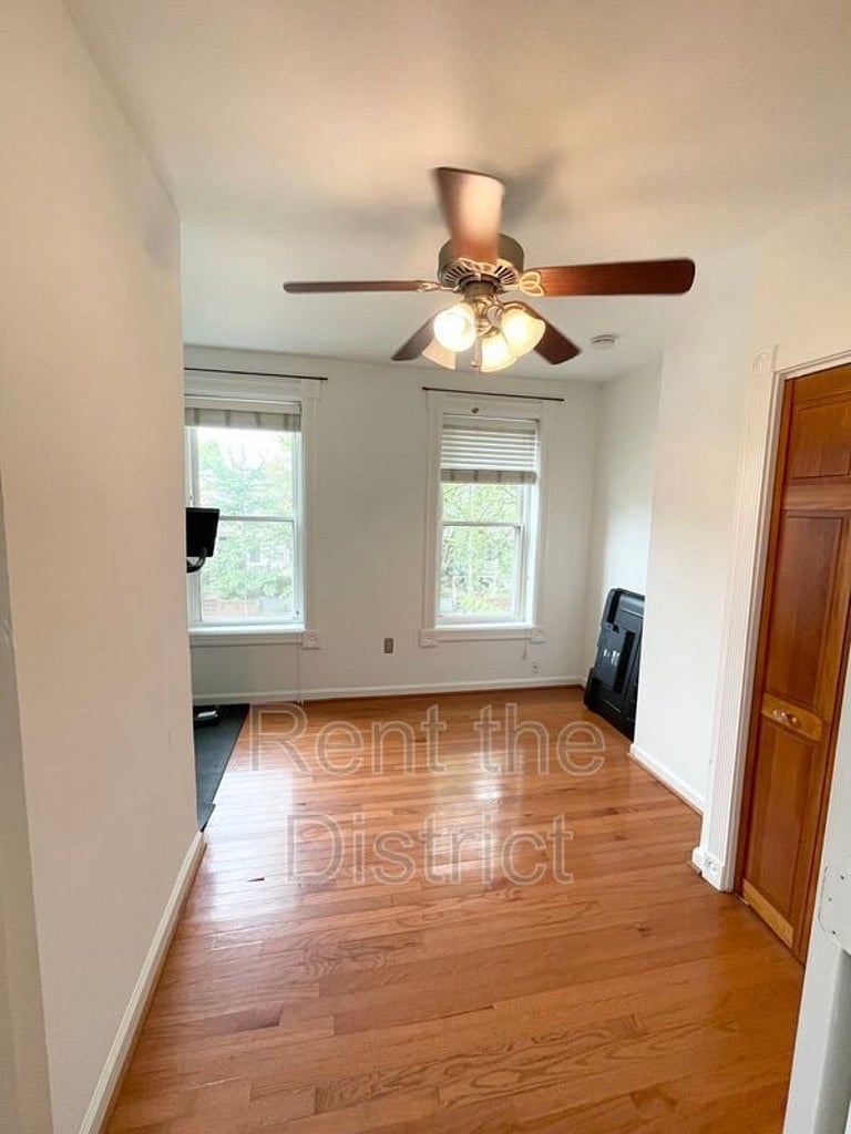 Furnished Finder property 1051272_1 photo 10