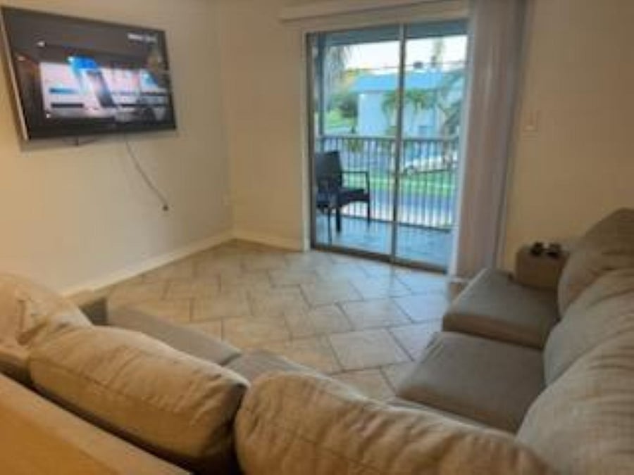 Furnished Finder property 1051273_1 photo 1