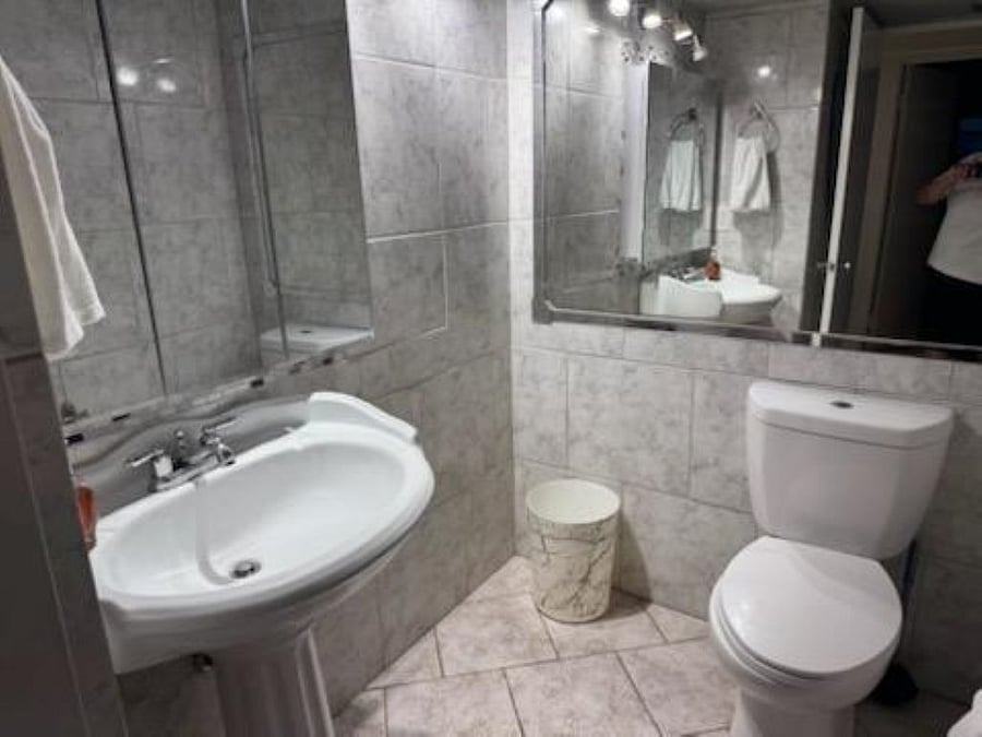 Furnished Finder property 1051273_1 photo 10