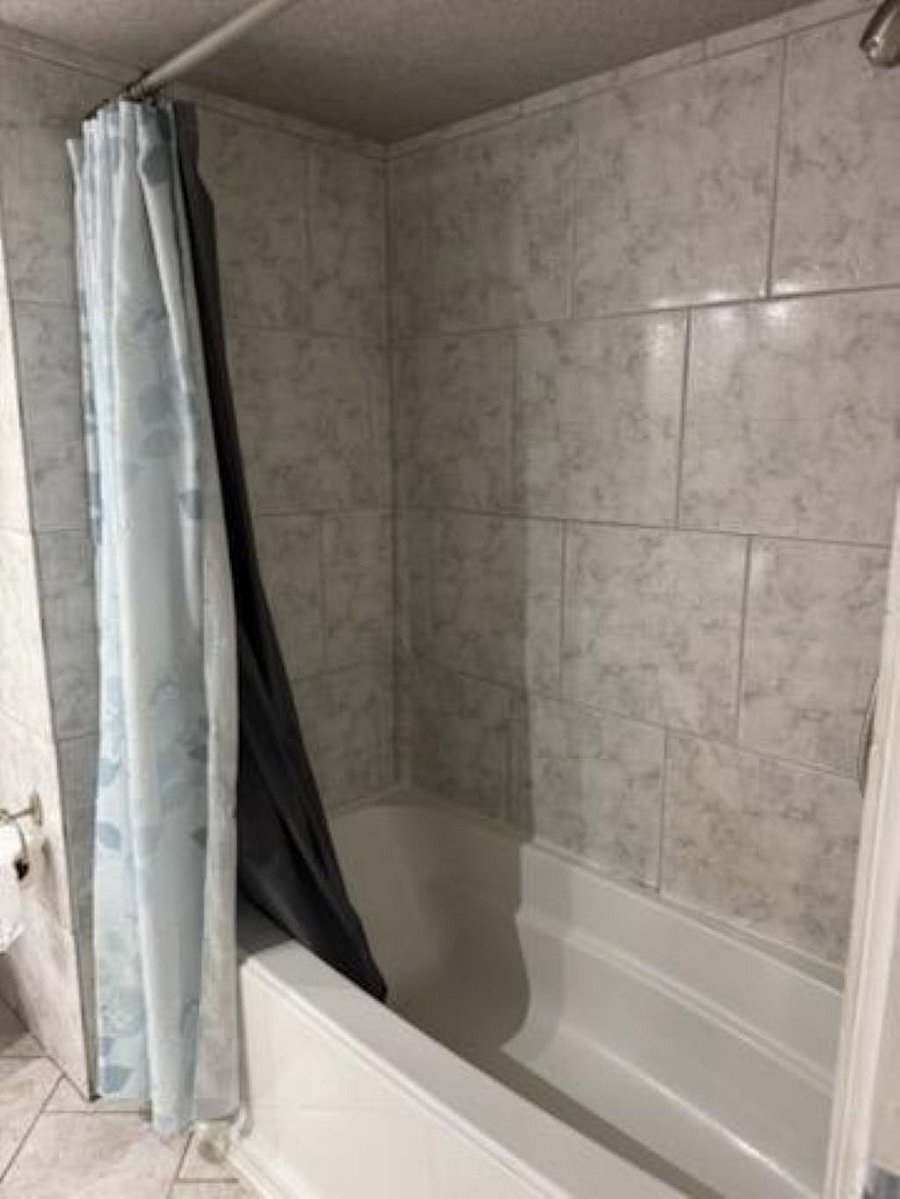 Furnished Finder property 1051273_1 photo 12
