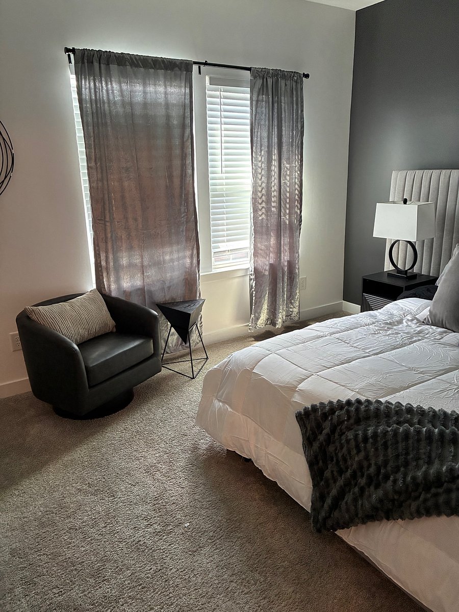 Furnished Finder property 1051276_1 photo 3