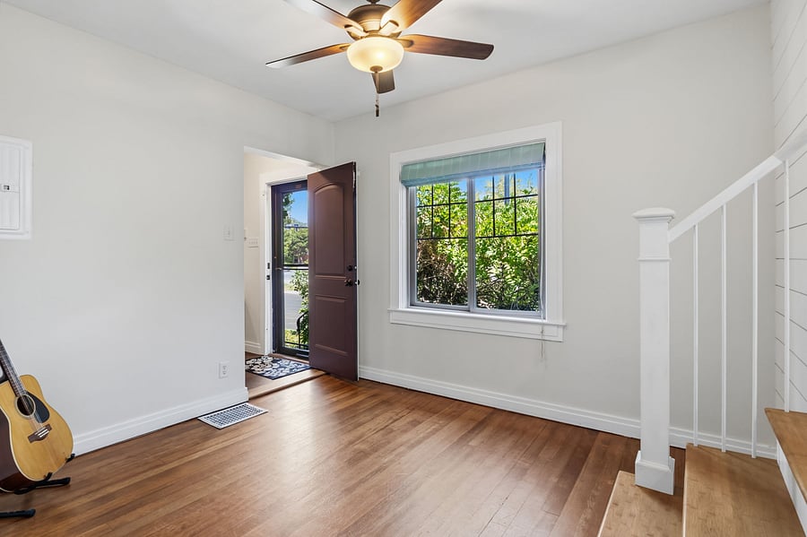 Furnished Finder property 1051310_1 photo 12