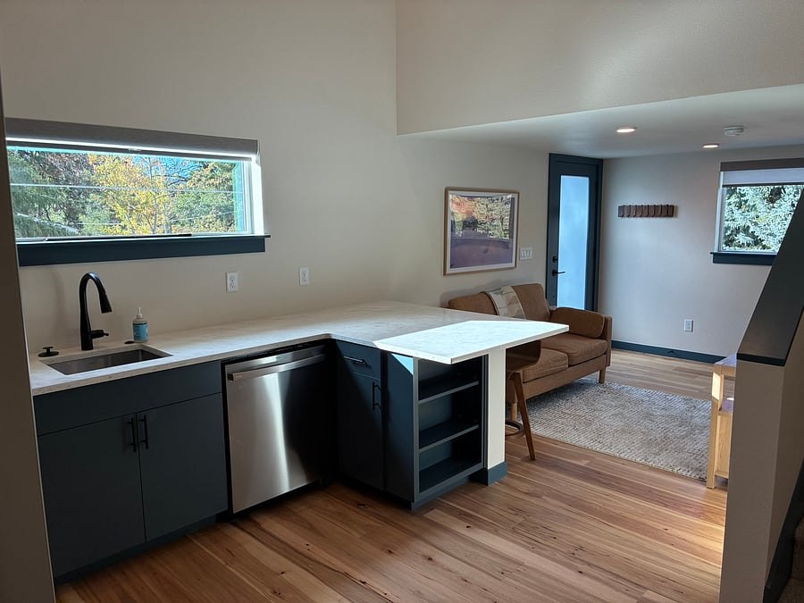 Furnished Finder property 1051321_1 photo 3