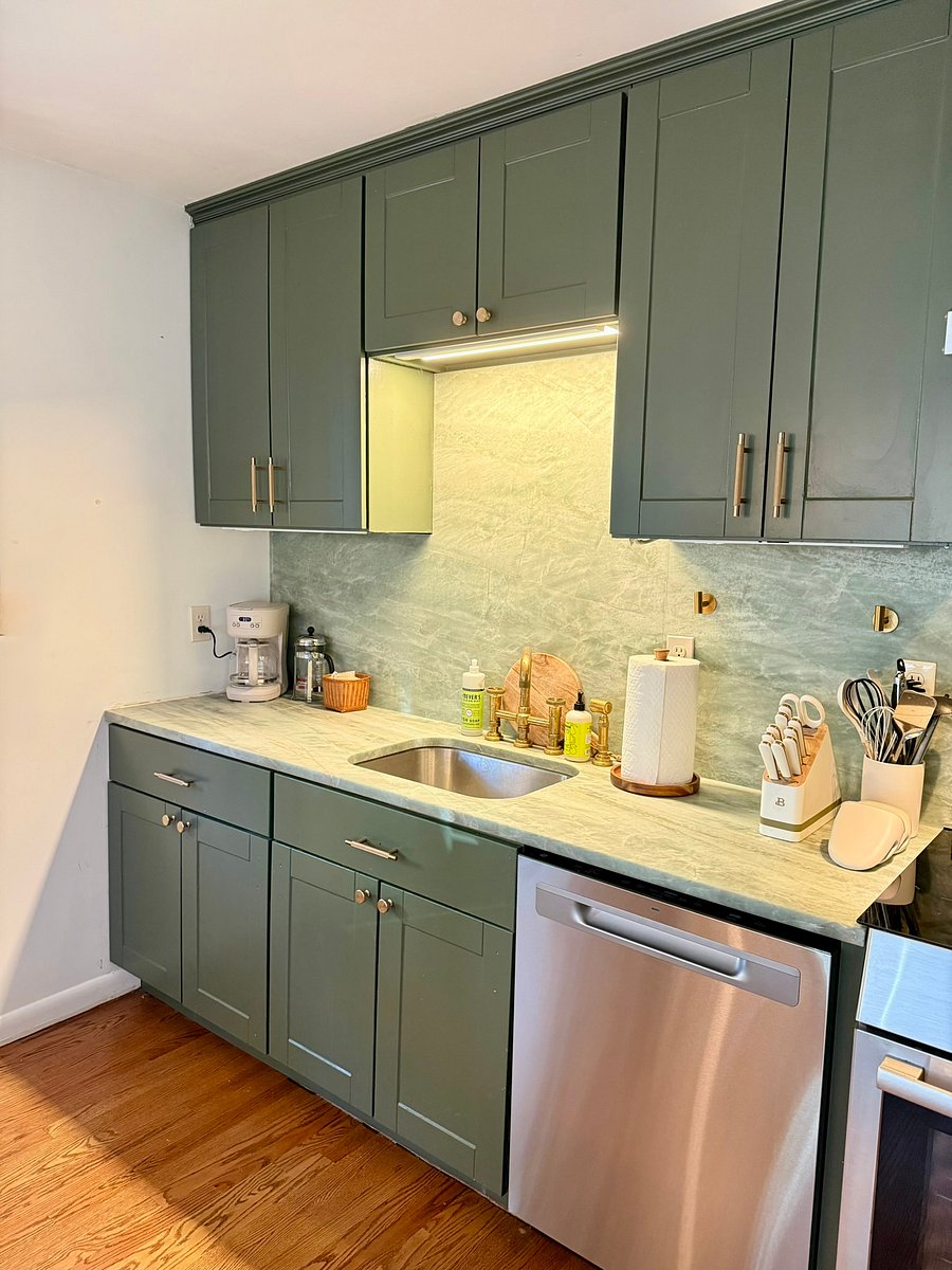 Furnished Finder property 1051349_1 photo 22