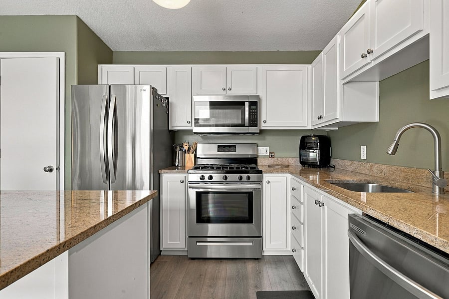 Furnished Finder property 1051355_1 photo 7