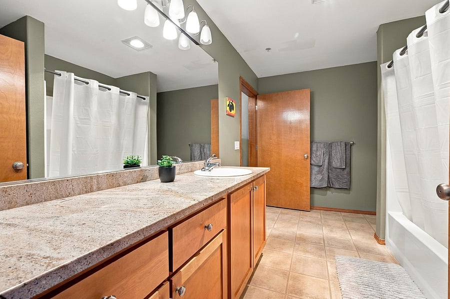 Furnished Finder property 1051355_1 photo 22