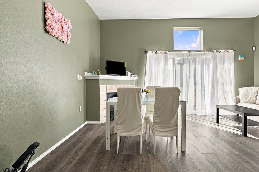 Furnished Finder property 1051355_1 photo 10