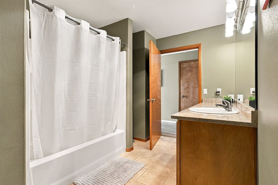 Furnished Finder property 1051355_1 photo 21